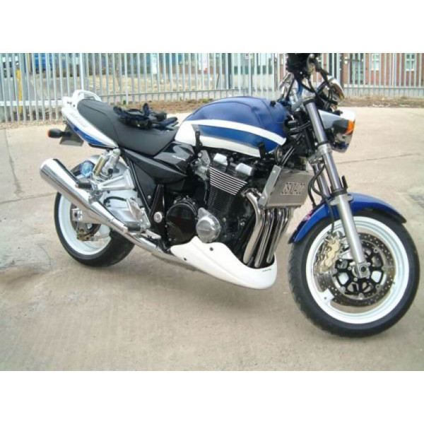 Pyramid Plastics Pyramid belly pan | gloss white | suzuki gsx 1400 2001>2008